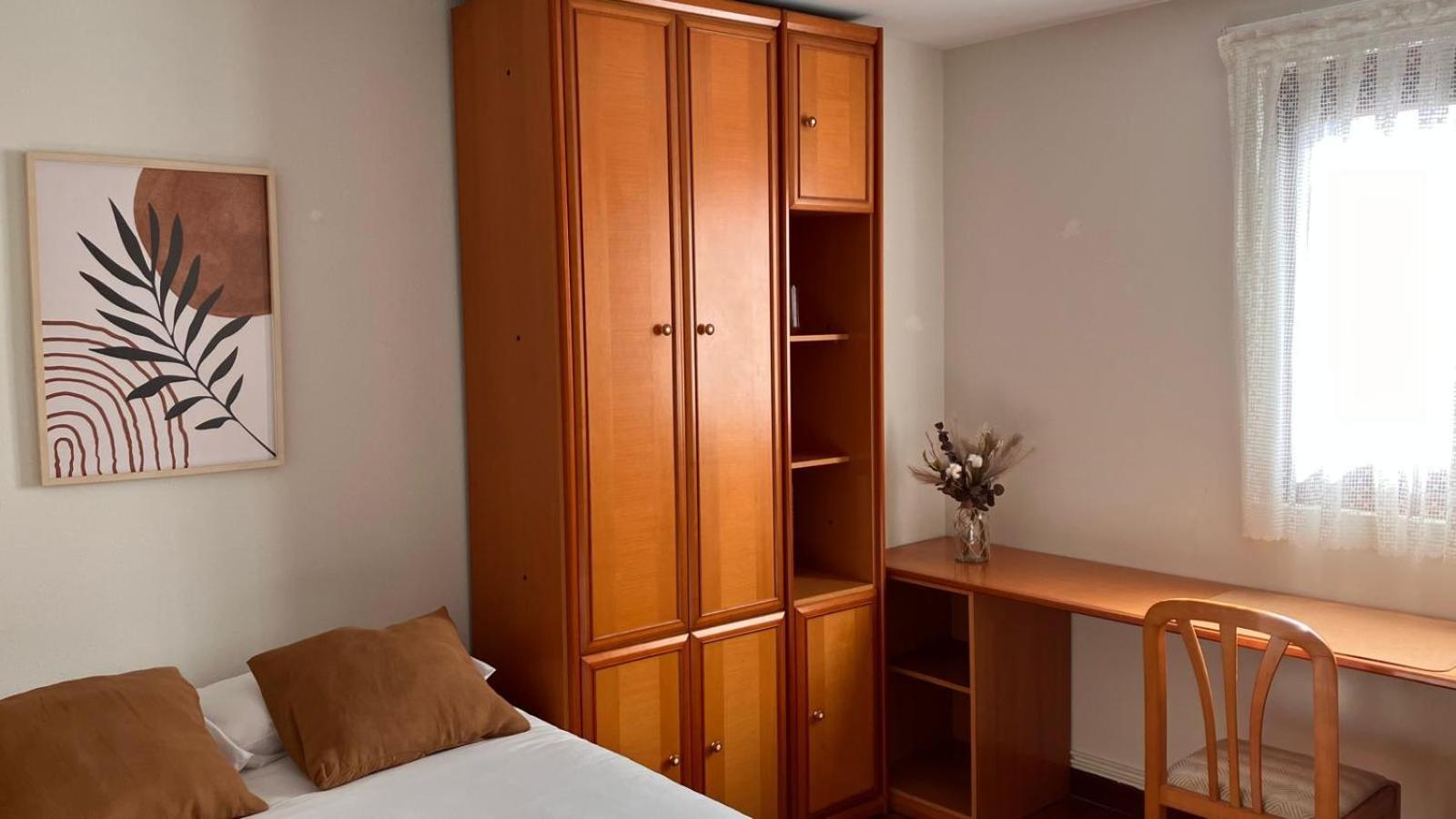Duplex 122M2, 4 Dormitorios, 2 Banos Completos, Wifi 1Gb Мундака Екстер'єр фото